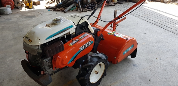 รถพรวนดิน ใบตีดินเต็มๆๆพร้อมใช้งาน  รหัส H3 - 9