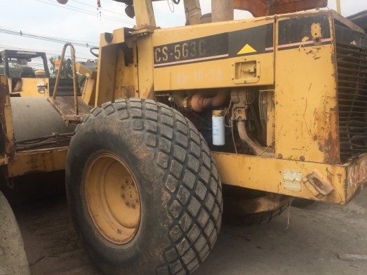 ขายรถบดสั่น CAT CS563