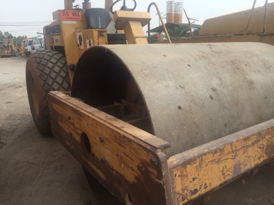 ขายรถบดสั่น CAT CS563