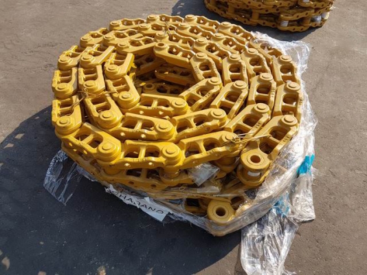 โซ่pc60-6ของใหม่คู่ละ28000บาทสนใจติดต่อ0841425045