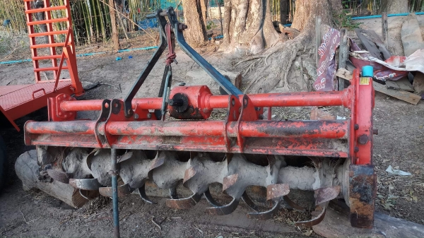 รถไถแทรกเตอร์  L3608 ปี 54  ปรับราคาใหม่  245,000 บาท  ด่วนครับ