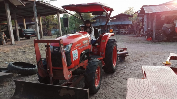 รถไถแทรกเตอร์  L3608 ปี 54  ปรับราคาใหม่  245,000 บาท  ด่วนครับ