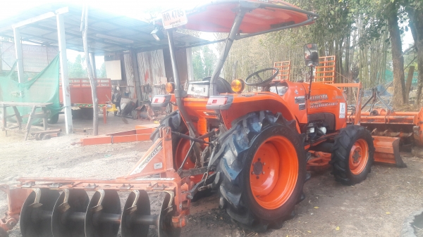 รถไถแทรกเตอร์  L3608 ปี 54  ปรับราคาใหม่  245,000 บาท  ด่วนครับ