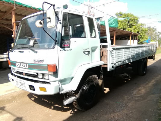 6 ล้อใหญ่ ISUZU *นางฟ้า* ROCKY FTR 195 แรงม้า *ยาว 6.50 ม.* รถสวยเดิม+เดิมทั้งคัน+สภาพสวยพร้อมใช้งาน 6 ล้อใหญ่ ISUZU *นางฟ้า* ROCKY FTR 195 แรงม้า *ยาว 6.50 ม.* รถสวยเดิม+เดิมทั้งคัน+สภาพสวยพร้อมใช้งาน