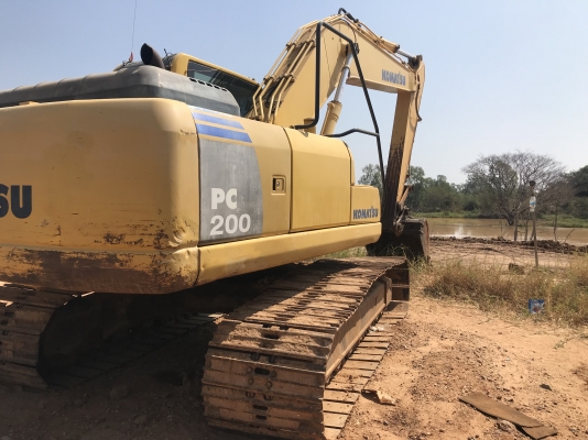 ขายรถแบ็คโฮ KOMATSU PC200-8 ด่วนครับราคาไม่แพงครับ แถมฟิตโซ่แทร็ค+บุ้งกี๋ เรียบร้อยสวยงามครับ