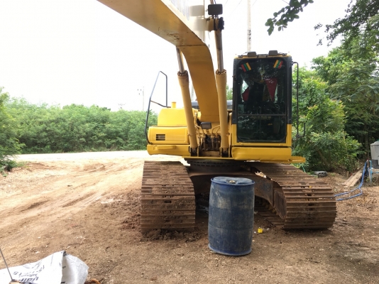 ขายรถแบ็คโฮ KOMATSU PC200-8 ด่วนครับราคาไม่แพงครับ แถมฟิตโซ่แทร็ค+บุ้งกี๋ เรียบร้อยสวยงามครับ