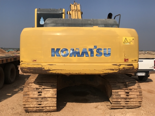 ขายรถแบ็คโฮ KOMATSU PC200-8 ด่วนครับราคาไม่แพงครับรถของผมเองไม่ผ่านคนกลางครับ