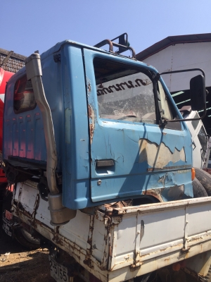 หัวเก๋งอีซูสุnkr สองหัวประตูกระจกหูช้างไทย ขาย2หัว ราคาเดียว