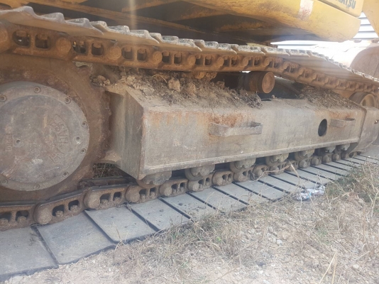 ขายด่วนครับ รถแบคโฮ Komatsu 120 รุ่น6 รถสวยพร้อมใช้งานครับ