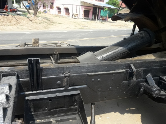 ขาย 6 ล้อดั้มหน้ายาว เครื่อง HO7C 185 แรง พวงมาลัยพาวเวอร์ เอกสารเล่มทะเบียนพร้อม