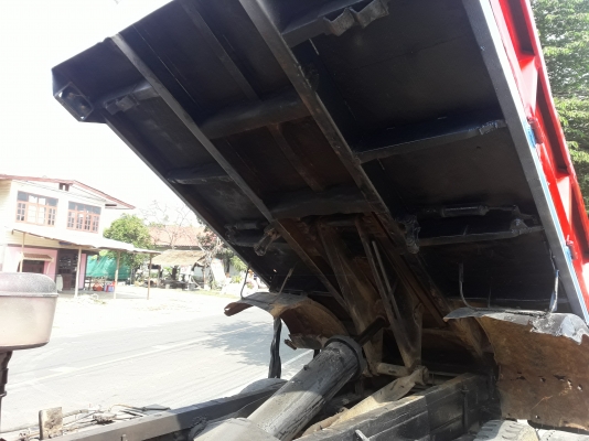 ขาย 6 ล้อดั้มหน้ายาว เครื่อง HO7C 185 แรง พวงมาลัยพาวเวอร์ เอกสารเล่มทะเบียนพร้อม