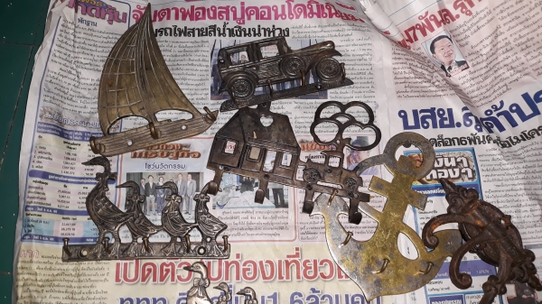 ขายที่แขวนงานวินเทจทองเหลืองโลหะผสม