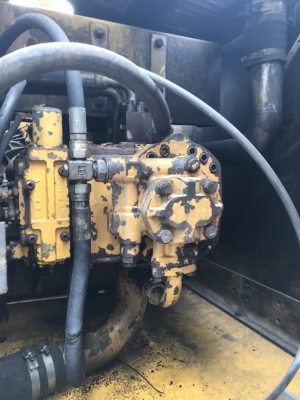 Komatsu PC200-5 รถใช้งานในไทยแล้ว สภาพยังดี เครื่องปั๊มเดิมๆ ไม่เคยผ่านการซ่อม สนใจติดต่อ0813553478 คุณโย