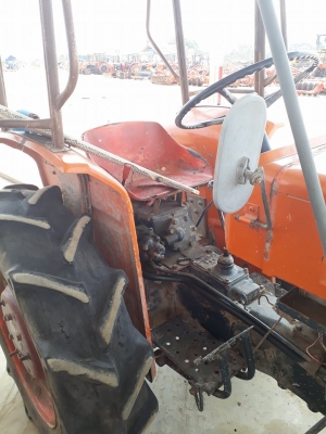 รถไถมือ2 L240 พร้อมผาน5 เครื่องดี 3สูบเพลาเดียว