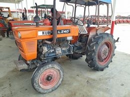 รถไถมือ2 L240 พร้อมผาน5 เครื่องดี 3สูบเพลาเดียว