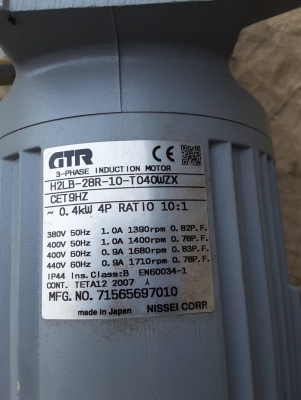 มอเตอร์เกียร์ 10:1 ไฟ 3 เฟส ยี่ห้อ GTR