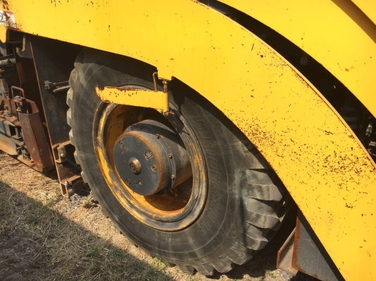 Sumitomo HA60W-5 : รถปูยาง 6 เมตร ล้อยาง มือสองญี่ปุ่น โทร. 080-6565422 (หนิง)