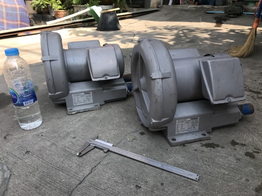 ( เหลือ 1ตัวครับ )ขายริงโบวเวอร์ดูด-เป่าอากาศ Teral 1/3HP. 220V ไฟบ้าน สภาพสวย หมุนนิ่ม ดูดแรง พร้อมใช้งาน มี 2ตัวครับ ราคาตัวละ 2,600 บาท