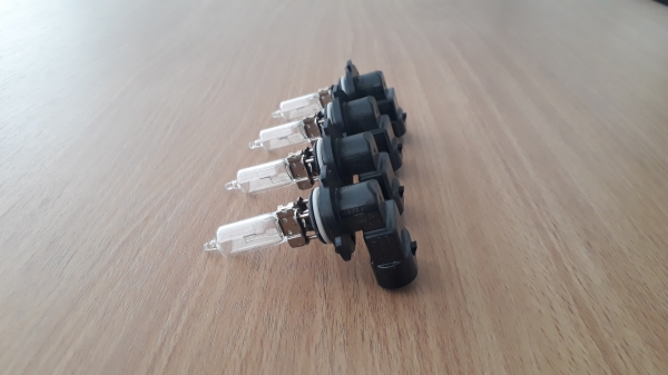 หลอดไฟ HB3 KoiTo 12V 60W