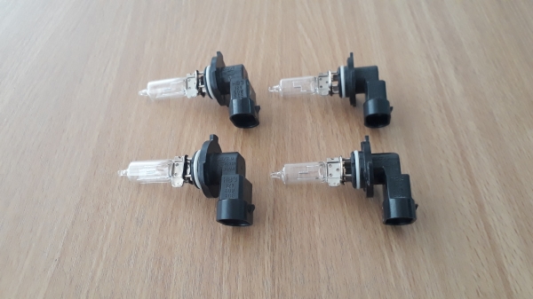 หลอดไฟ HB3 KoiTo 12V 60W