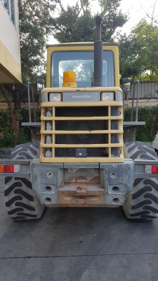 ขายรถตักล้อยาง KOMATSU  WA100-3 รถเก่านำเข้าจากญี่ปุ่น ไม่เคยใช้งานในไทย สภาพสวย สนใจติดต่อ 085-222-5959