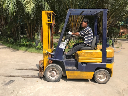 ขายFORKLIFT TOTOTA รุ่น5FG15(1.5ตัน) สวยเดิม 85,000เท่านั้น!!