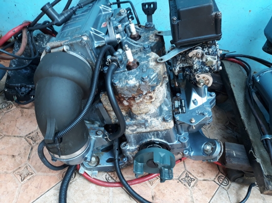 เครื่อง Yamaha 650 ปลาโอ มาจากญี่ปุ่น ตามสภาพ((ไม่มีกล่องไฟ))