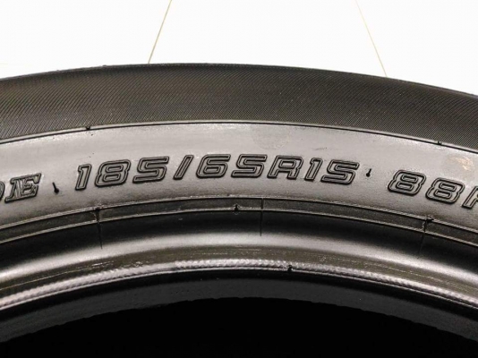 ยาง \% คัดสภาพ Dunlop Enasave EC300+  185 65 15 ผลิตปี 2016 ยางสวย ดอกหนาๆ ไม่คลื่น ไม่กินข้าง ดอกเสมอกันทุกเส้น วิ่งต่อได้อีกนาน ขายถูก 4 เส้น 2600.- NET แถมจุ๊บลมให้ 4 ตัว *** ราคายกกลับไปใส่เองนะคะ รับบัตรเครดิตทุกธนาคาร ส่งทั่วไทย ค่าส่งเก็บปลายทาง ***