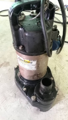 ขาย2200บาท line id : line 832923โทร 083-2000058 Submersible Pumpปั๊มแช่ยี่ห้อมิชชูมิชิ แบบมีลูกลอยเช