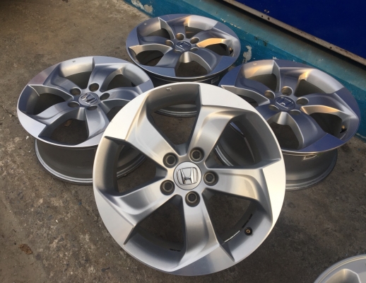 ล้อแม็ก Honda HR-V ขอบ17 สภาพสวย