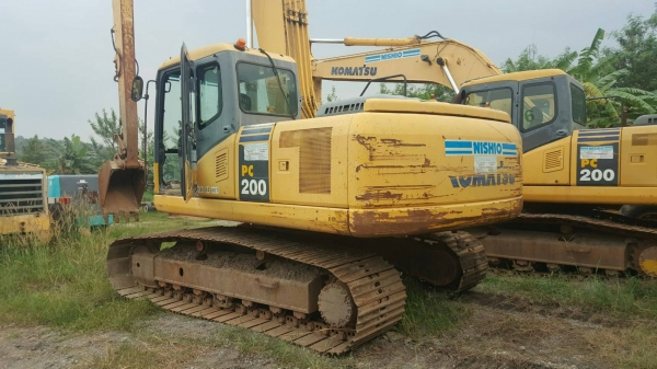 ขายรถแบคโฮ KOMATSU PC200-7 บูมยาว เอกสารเล่มปี 2007 ราคา 1ุ600000 ขายรถแบคโฮ KOMATSU PC200-7 บูมยาว เอกสารเล่มปี 2007 ราคา 1ุ600000