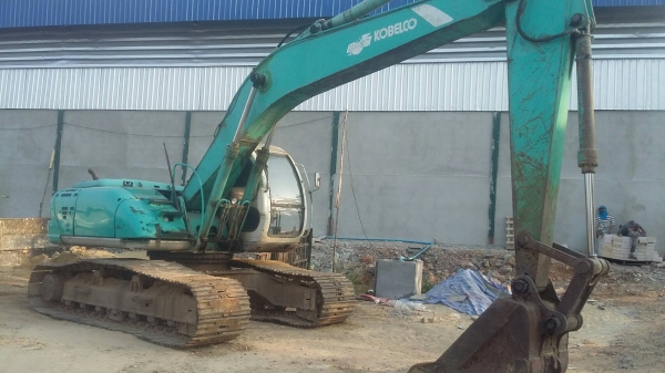 ขายรถแบคโฮ KOBELCO SK200-Vธรรมดา เอกสารเล่ม ราคา 600000 ขายรถแบคโฮ KOBELCO SK200-Vธรรมดา เอกสารเล่ม ราคา 600000
