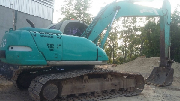 ขายรถแบคโฮ KOBELCO SK200-Vธรรมดา เอกสารเล่ม ราคา 600000 ขายรถแบคโฮ KOBELCO SK200-Vธรรมดา เอกสารเล่ม ราคา 600000