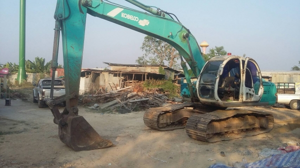 ขายรถแบคโฮ KOBELCO SK200-Vธรรมดา เอกสารเล่ม ราคา 600000