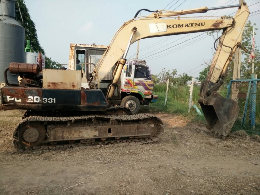 ขายรถแบคโฮ KOMATSU PC120-3 ราคา 260000