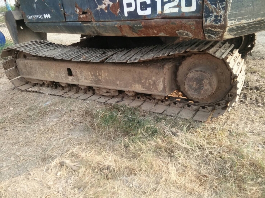 ขายรถแบคโฮ KOMATSU PC120-3 ราคา 260000 ขายรถแบคโฮ KOMATSU PC120-3 ราคา 260000