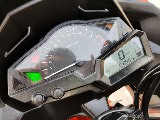 Ninja300 2014 abs มือเดียว วิ่งน้อย ฟรีดาวน์ Ninja300 2014 abs มือเดียว วิ่งน้อย ฟรีดาวน์