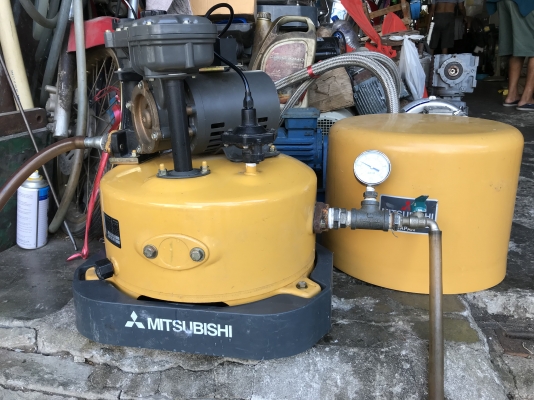 ขายปั้มน้ำอัตโนมัติ Mitsubishi 150W รุ่นถังใหญ่ สภาพสวย เดิมๆ หมุนนิ่ม ตรวจเช็คแรงดันเรียบร้อย ไม่มีรั่วซึม พร้อมใช้งาน ราคา 2,000 บาท