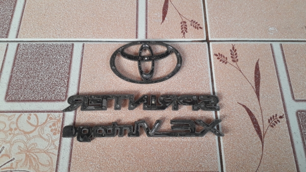 โลโก้ติดท้ายรถ TOYOTA SPRINTER