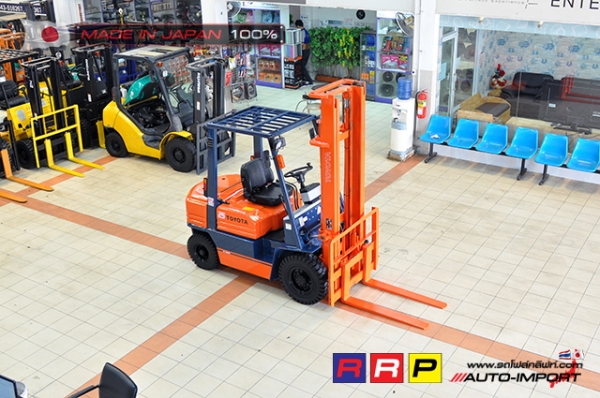 ขายรถโฟล์คลิฟท์มือสอง TOYOTA รุ่น 5FD25-20268 นำเข้าจากประเทศญี่ปุ่น 100\% ไม่เคยใช้งานในไทย ขายรถโฟล์คลิฟท์มือสอง TOYOTA รุ่น 5FD25-20268 นำเข้าจากประเทศญี่ปุ่น 100\% ไม่เคยใช้งานในไทย