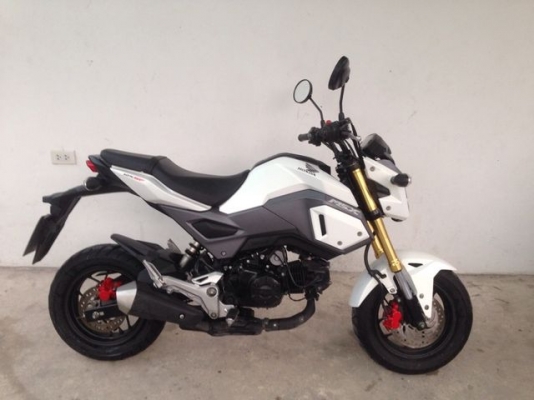Honda Msx SF 125i หัวฉีด สภาพสวย ใหม่ โฉมปัจจุบัน สีขาว Honda Msx SF 125i หัวฉีด สภาพสวย ใหม่ โฉมปัจจุบัน สีขาว