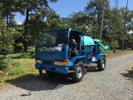 รถ 4Wd พ่นยา