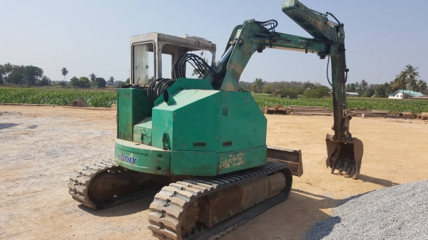 ขาย แบคโฮ HANIX SB550 บูมสไลด์ สภาพพร้อมใช้งาน เครื่องดี ปั้มดี ช่วงล่างเต็ม เอกสารใบอินวอยซ์