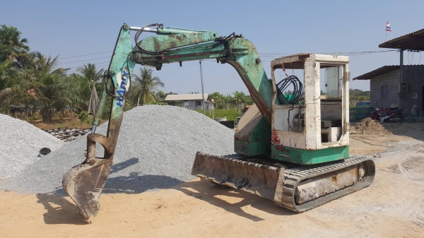 ขาย แบคโฮ HANIX SB550 บูมสไลด์ สภาพพร้อมใช้งาน เครื่องดี ปั้มดี ช่วงล่างเต็ม เอกสารใบอินวอยซ์