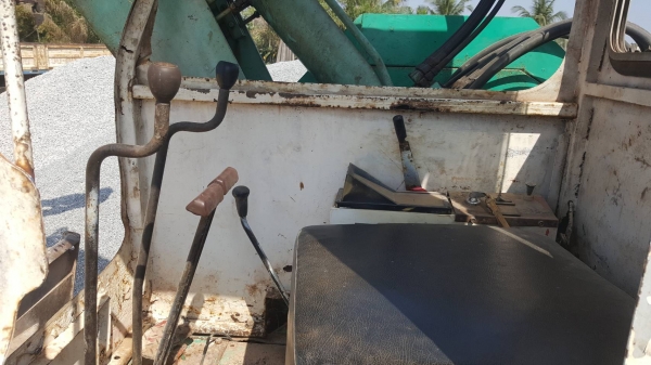 ขาย แบคโฮ HANIX SB550 บูมสไลด์ สภาพพร้อมใช้งาน เครื่องดี ปั้มดี ช่วงล่างเต็ม เอกสารใบอินวอยซ์