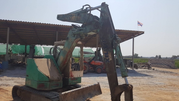 ขาย แบคโฮ HANIX SB550 บูมสไลด์ สภาพพร้อมใช้งาน เครื่องดี ปั้มดี ช่วงล่างเต็ม เอกสารใบอินวอยซ์