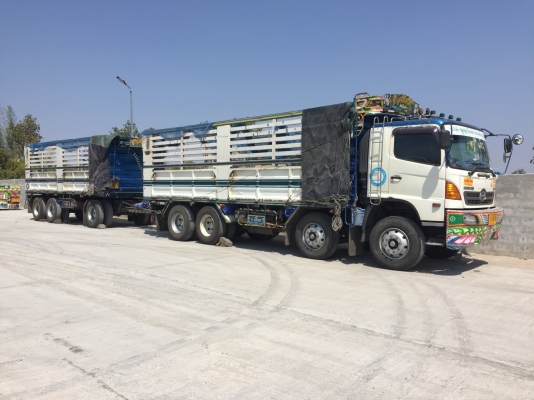 ขายด่วน รถพ่วงแม่ลูกไม่ดั้มพ์. HINO 380. ปี 52. สภาพดี. พร้อมใช้งาน. เอกสารพร้อม