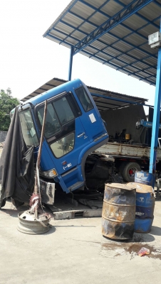 ขายหัวเก๋ง HINO PROFIA พร้อม เครื่อง K13C (335 แรงคอมมอลเร็ว )และ# # #เกียร์อีตั้น###.ราคา.280,000 มีเอกสารใบคุมครบทั้ง หัวเก๋งและเครื่อง หัวและเครื่องเก่านอกเชียงกง สะภาพสวย ยังไม่ได้ใช้งาน ลองติดเครื่องได้ สนใจโทร.081-3531946 ต่อ.บางนา &amp;ไอร์ดีลาย สิ