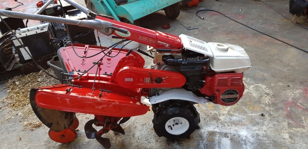 รถพรวนดิน สาดดิน ใบตีดินเต็มๆๆพร้อมใช้งาน