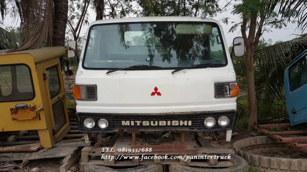 SALE*ล้างสต๊อค สินค้าเก่านอก ขายตามสภาพ  หัวเก๋งรถบรรทุก ไซค์ 6 ล้อกลาง / CABIN MITSUBISHI CANTER  (รุ่นยกหัวไม่ได้) /ราคาเพียง 9,500 บาท สนใจรีบติดต่อ 0819337688